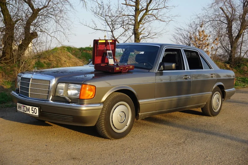 Mercedes Benz 560 sel