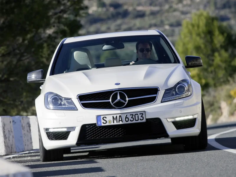 Mercedes Benz c63 AMG w204