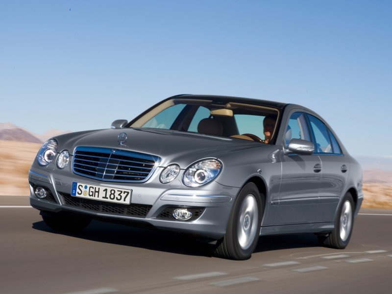 Mercedes Benz e200 w212