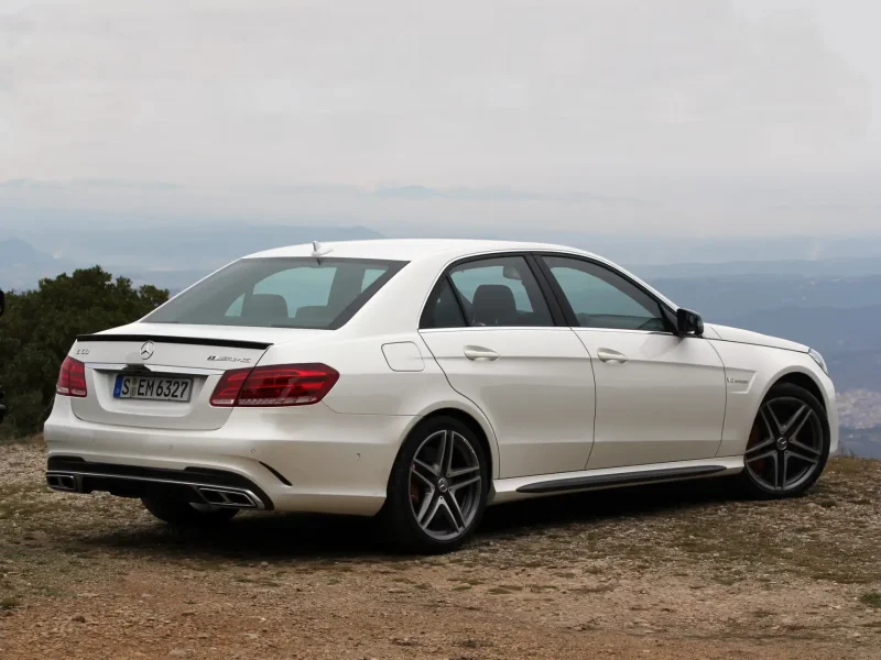 Mercedes Benz e63 AMG w212