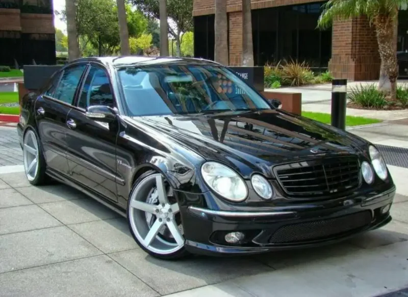 Mercedes e63 AMG w211