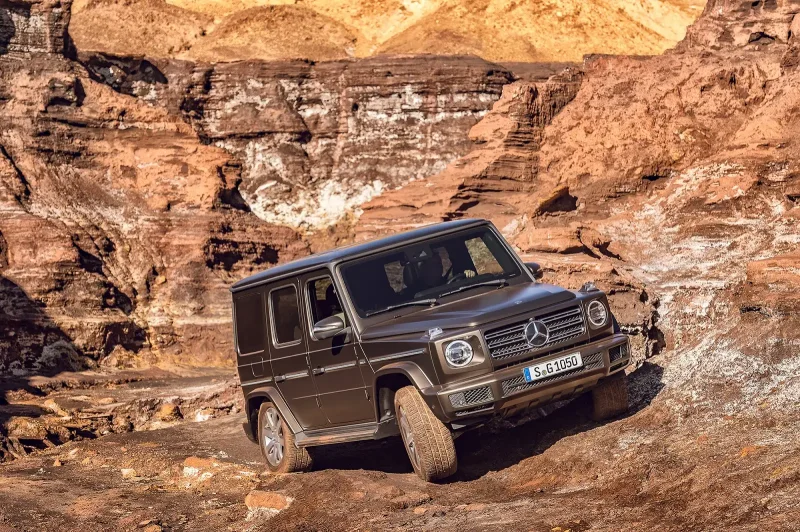 Mercedes-Benz g500 w464