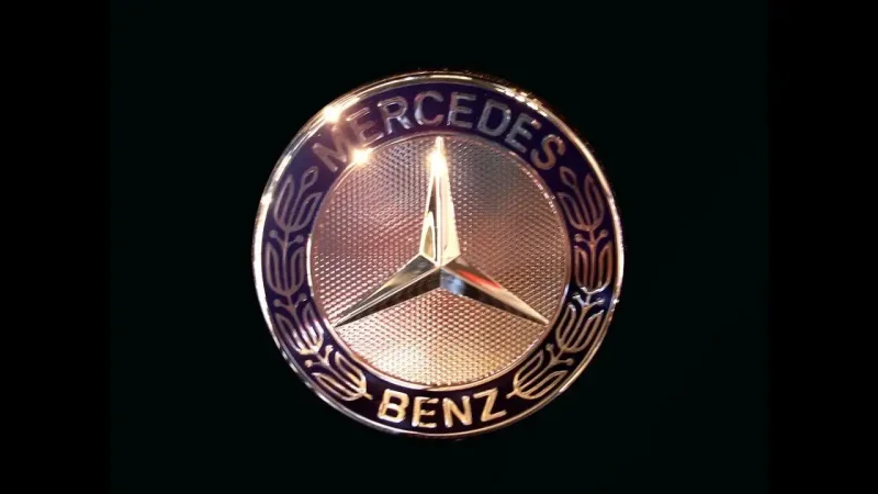 Mercedes Benz logo