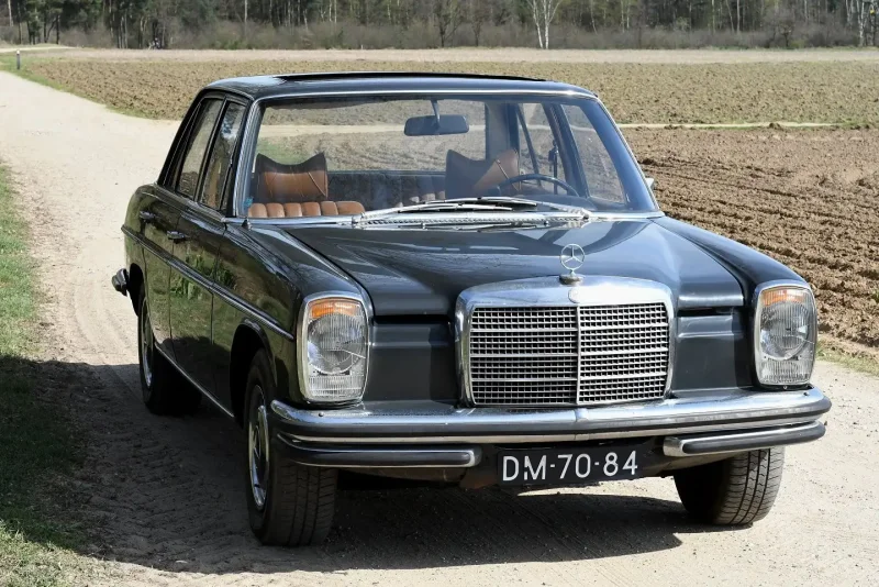 Mercedes-Benz w115