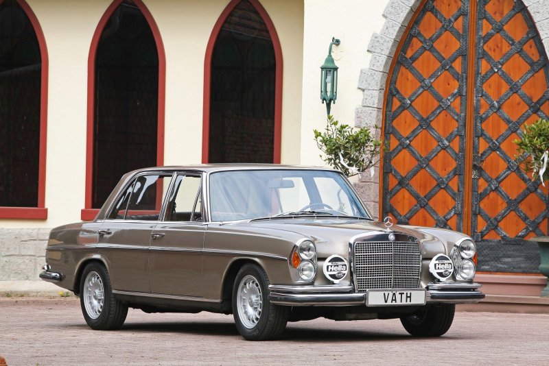 Mercedes Benz 300 sel