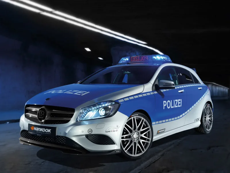 Полиция Германии машины Мерседес