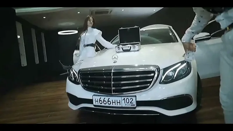 Mercedes МОРГЕНШТЕРНА