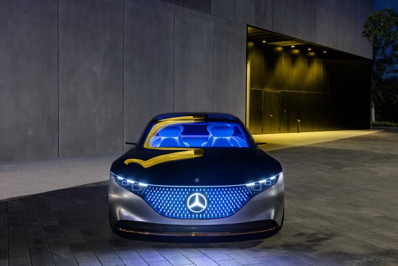 Новый Мерседес Benz Vision EQS