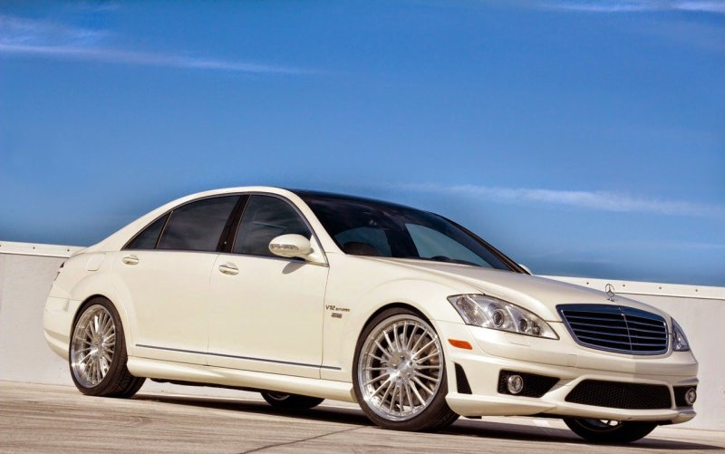 Mercedes s65 AMG w221