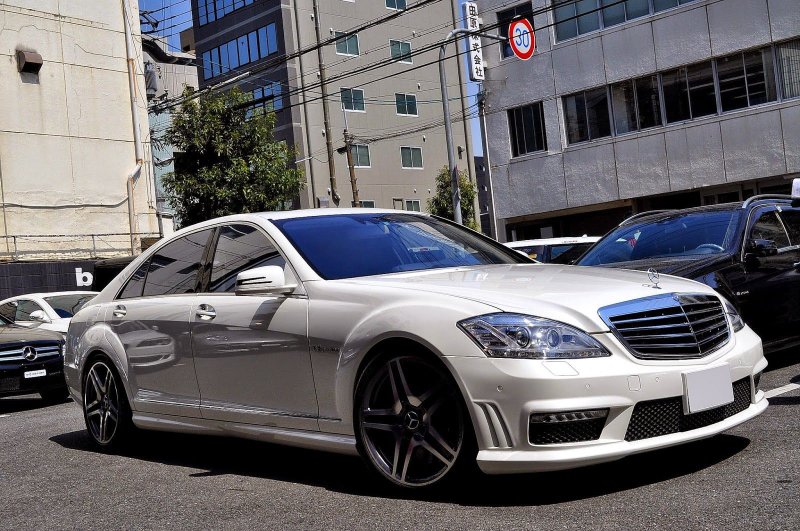 Mercedes s class 221