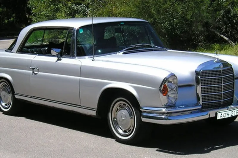 Mercedes-Benz s-class w108 280s