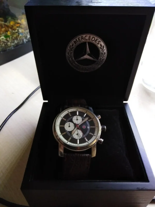 Наручные часы Mercedes-Benz b67995261