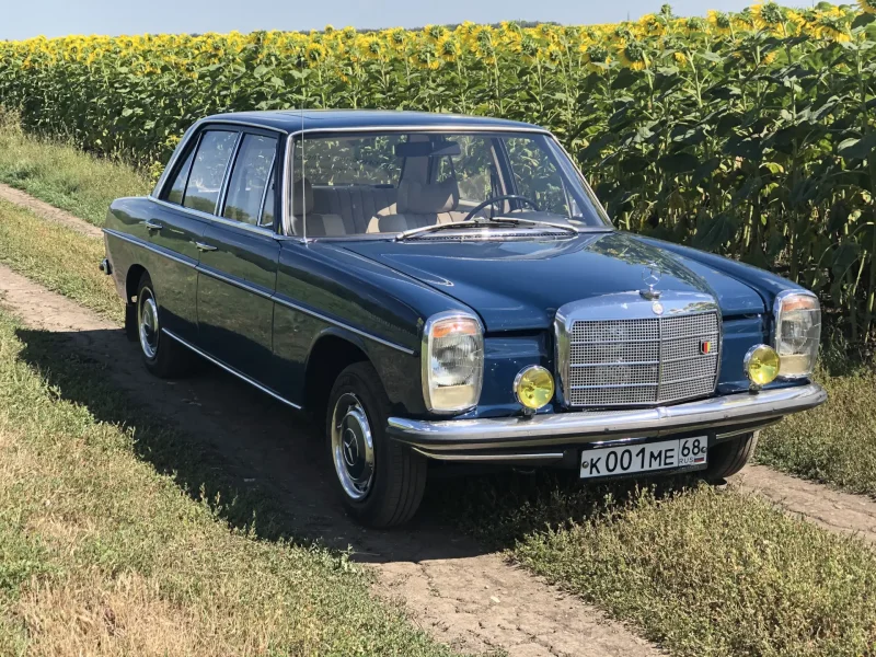 Mercedes-Benz w115