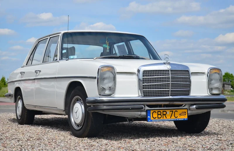 Mercedes-Benz w115