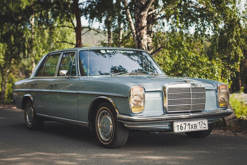 Mercedes w115