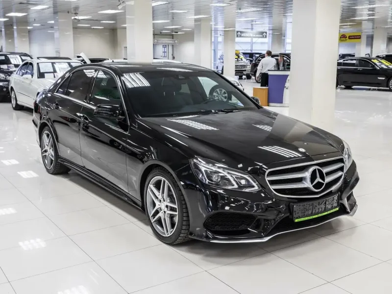 E class Mercedes w212 Рестайлинг черный