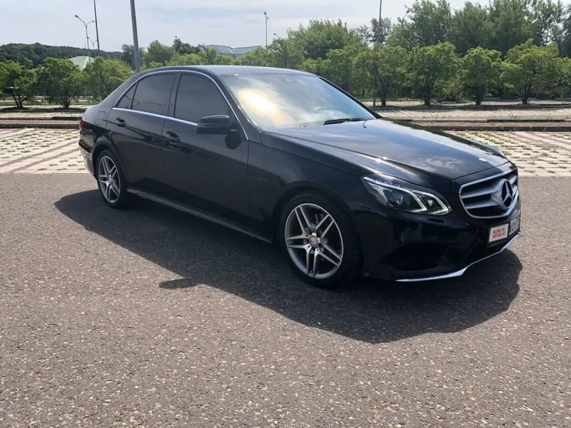 Mercedes Benz e200 2013