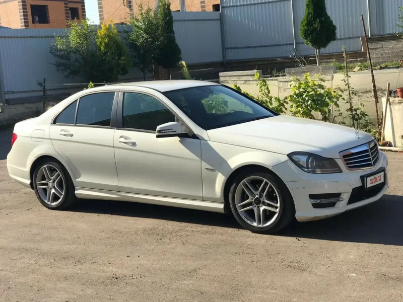 Mercedes Benz c63 AMG w204