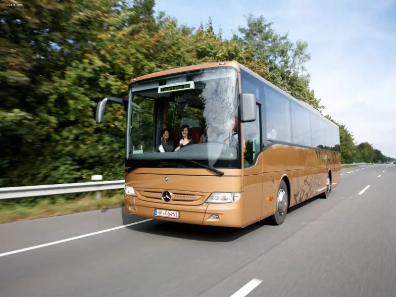 Автобус Mercedes-Benz Conecto