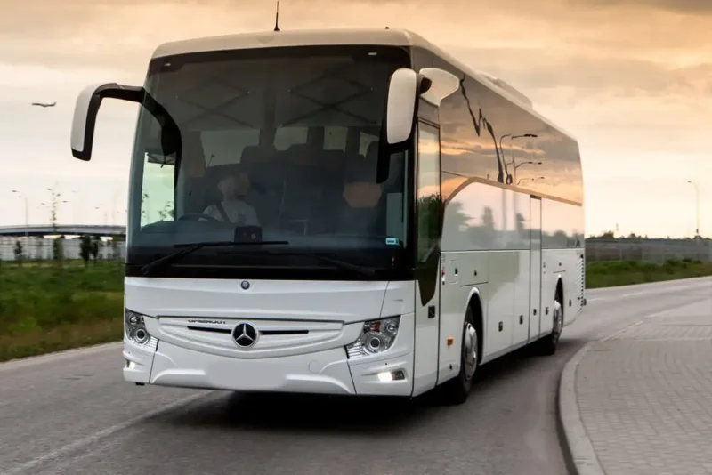 Автобус Mercedes-Benz Tourismo