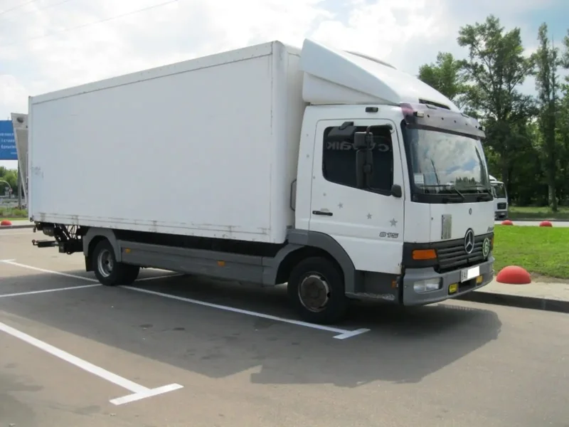 Mercedes-Benz Atego 815