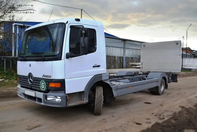 Mercedes-Benz Atego 815