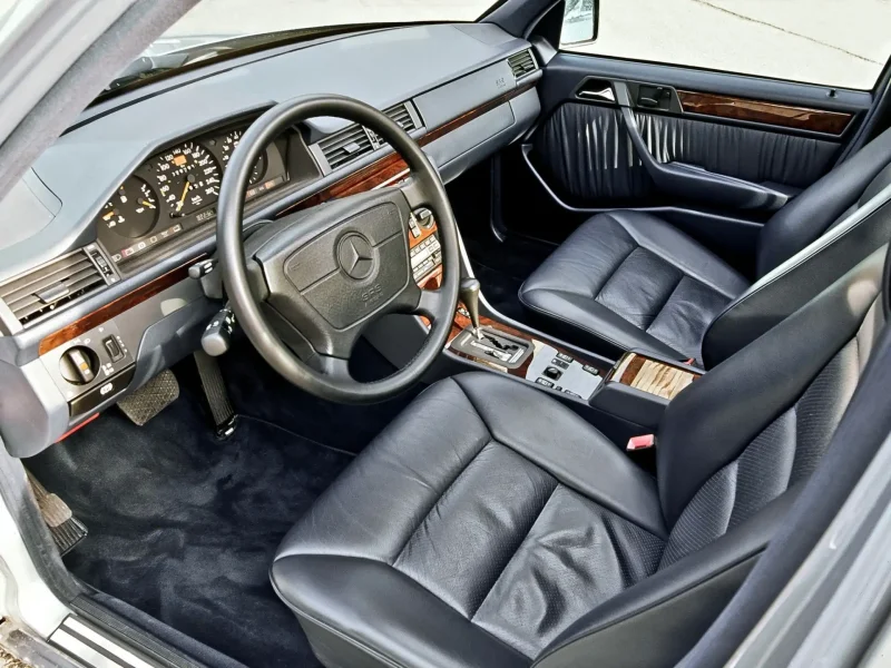 Mercedes Benz w124 e500 салон