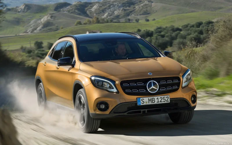 Mercedes-Benz GLA 220