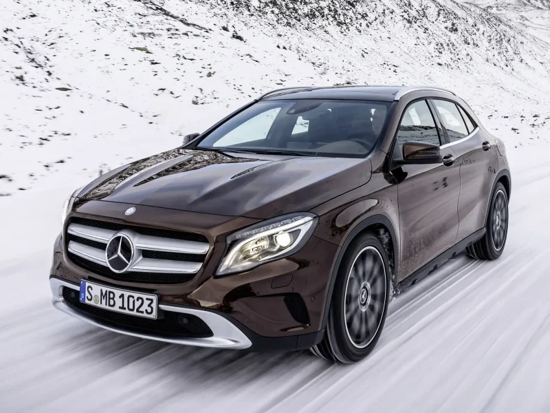 Mercedes-Benz GLA 220