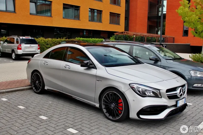 Mercedes CLA 45 AMG