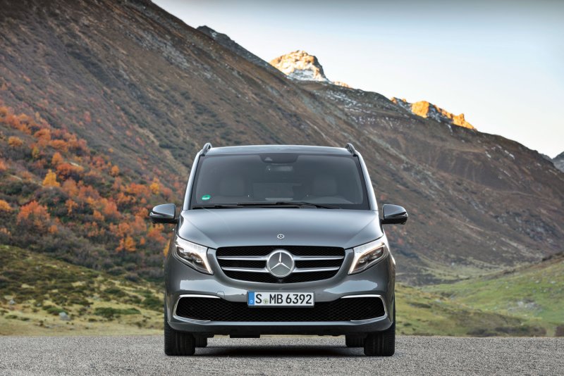 Mercedes-Benz v-class w447