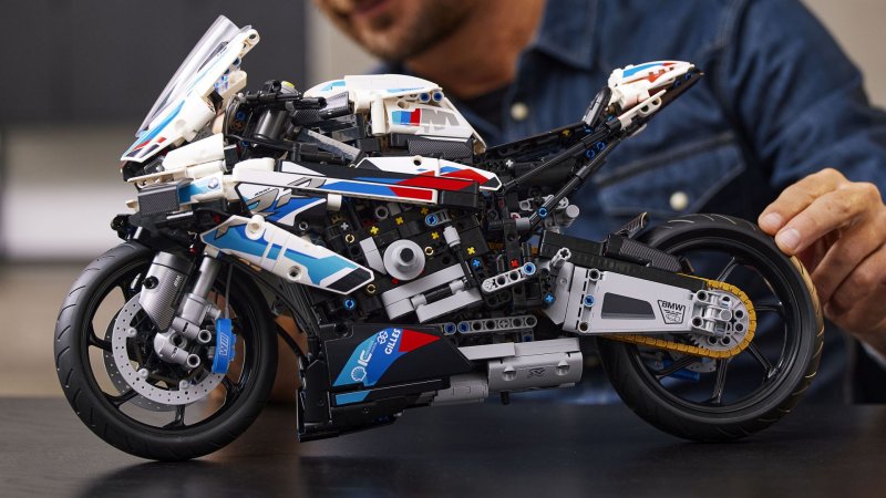 Лего техник БМВ мотоцикл 1000rr