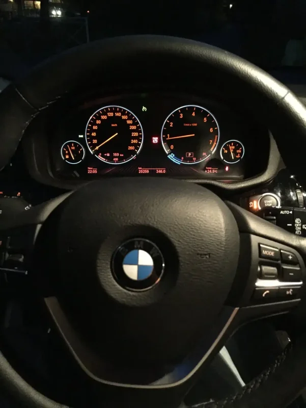 BMW e60 за рулем