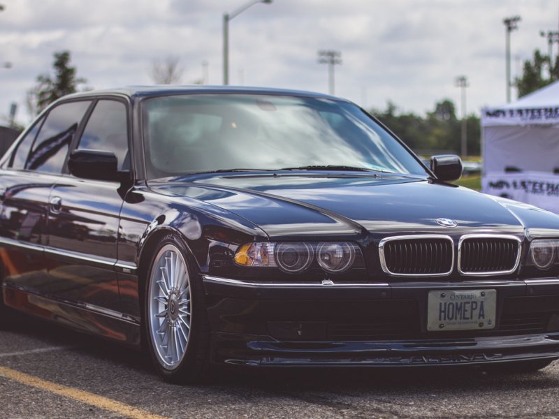BMW 7 e38