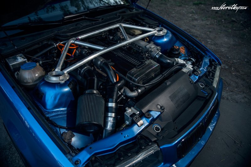 BMW e24 двигатель