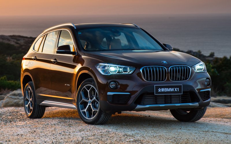 BMW x1 паркетник
