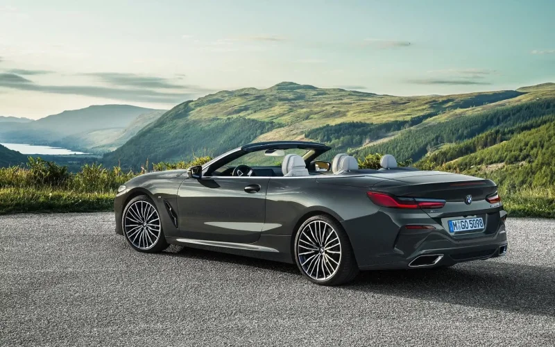 BMW 8 серии