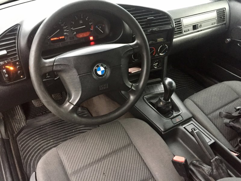 BMW 3 e36 салон