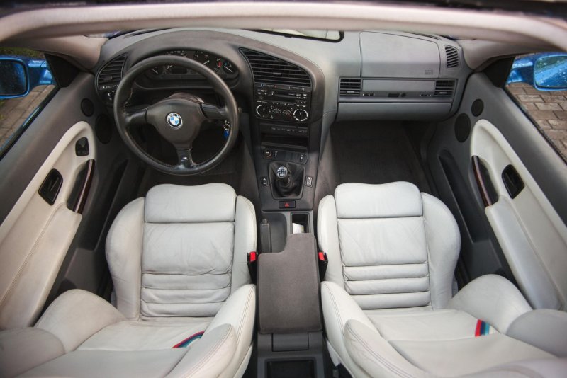 BMW e36 Interior