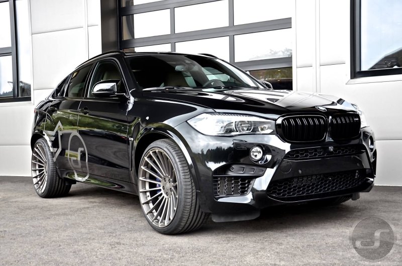 BMW x6 m черная