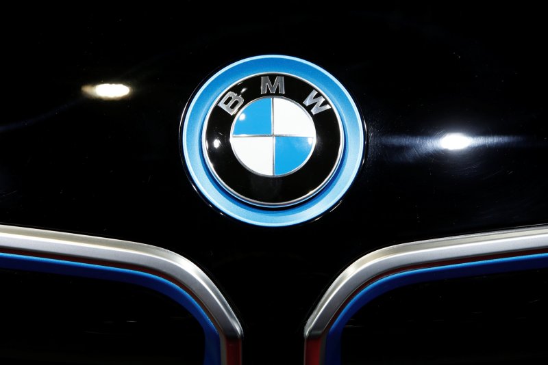 BMW logo 2000