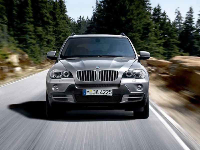 Машина BMW x5