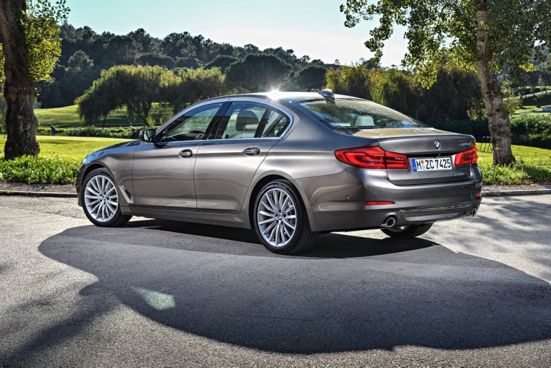 BMW 5-er at (g30)
