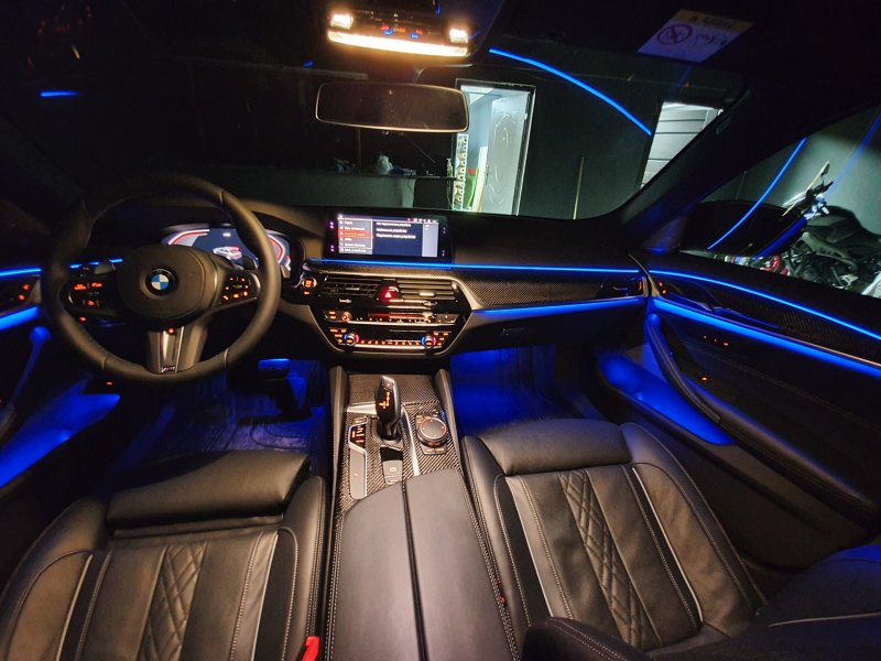 BMW g30 салон
