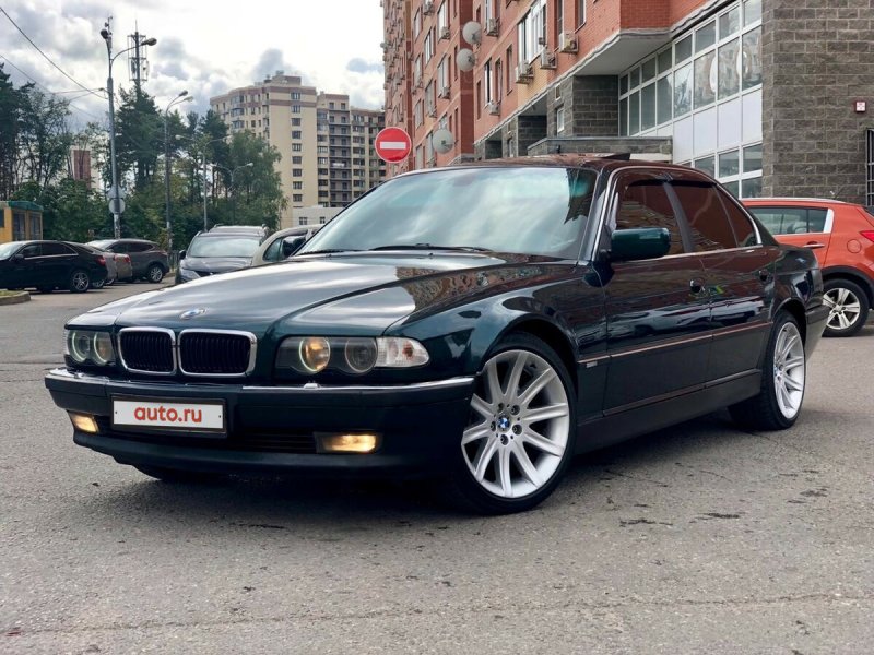 BMW 7 e38 1999