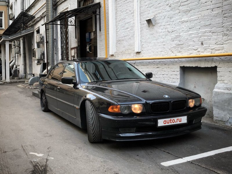 БМВ 750 е38