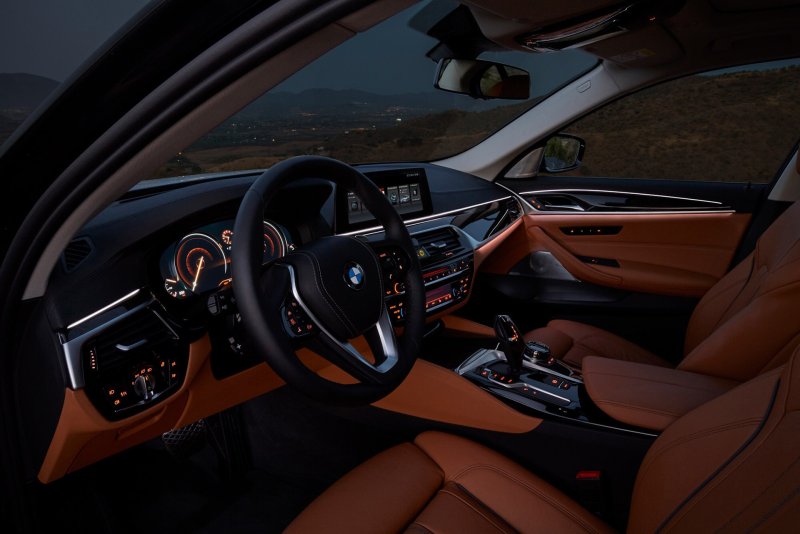 BMW 5 g30 салон