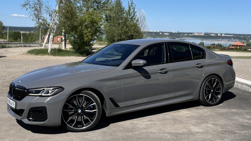 BMW g30 серый гранит