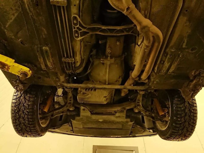 Днище BMW e36