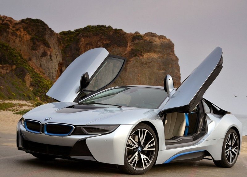 BMW i8 2023